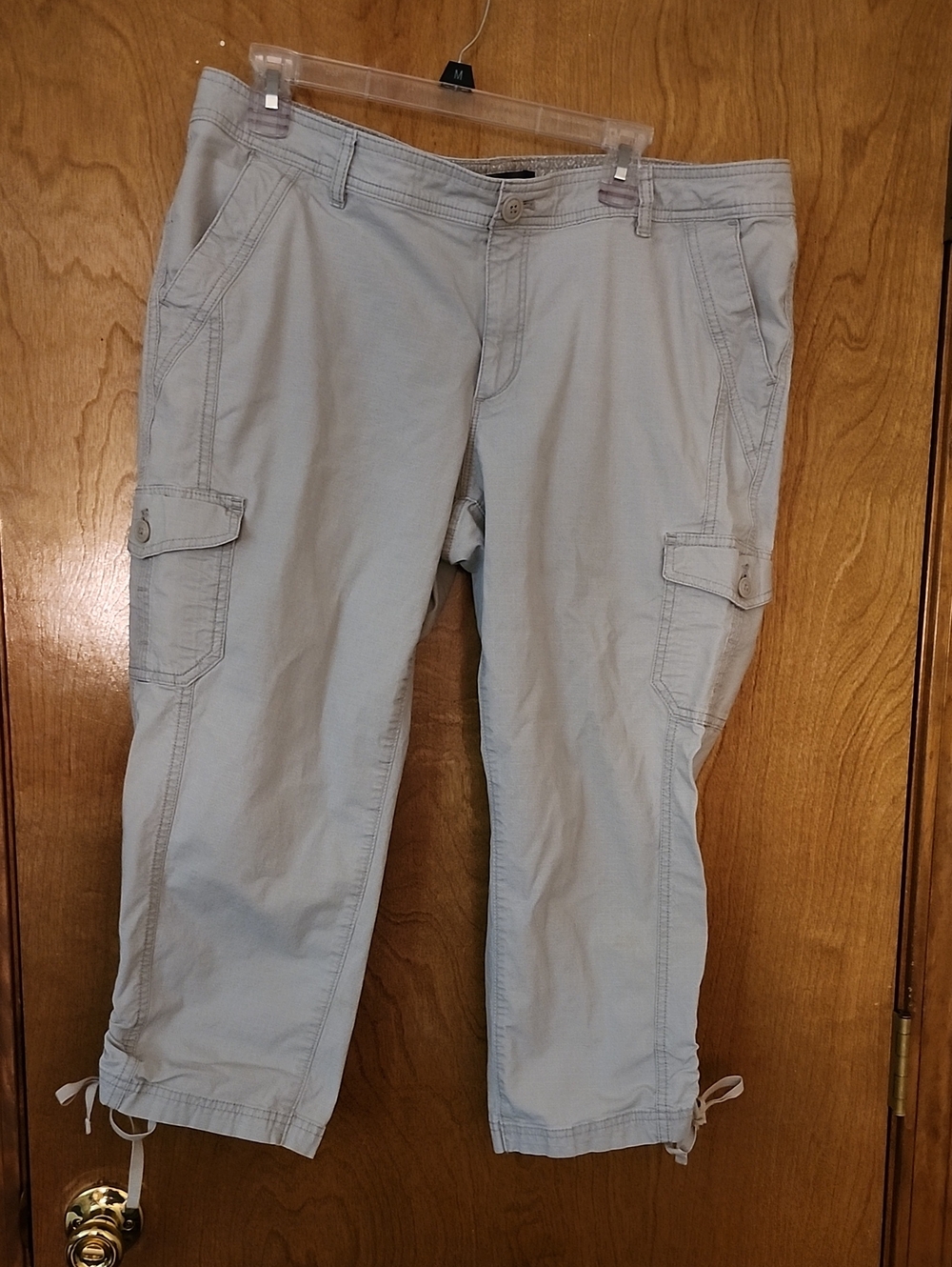 Eddie Bauer Light Gray Cargo Capris